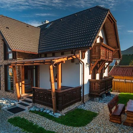 Apartmanovy Dom Vila Maros Pavčina Lehota Exteriör bild