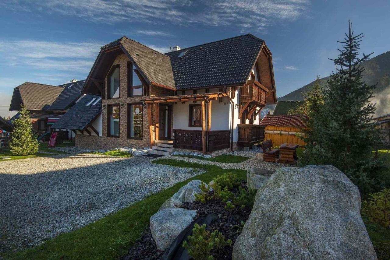 Apartmanovy Dom Vila Maros Pavčina Lehota Exteriör bild