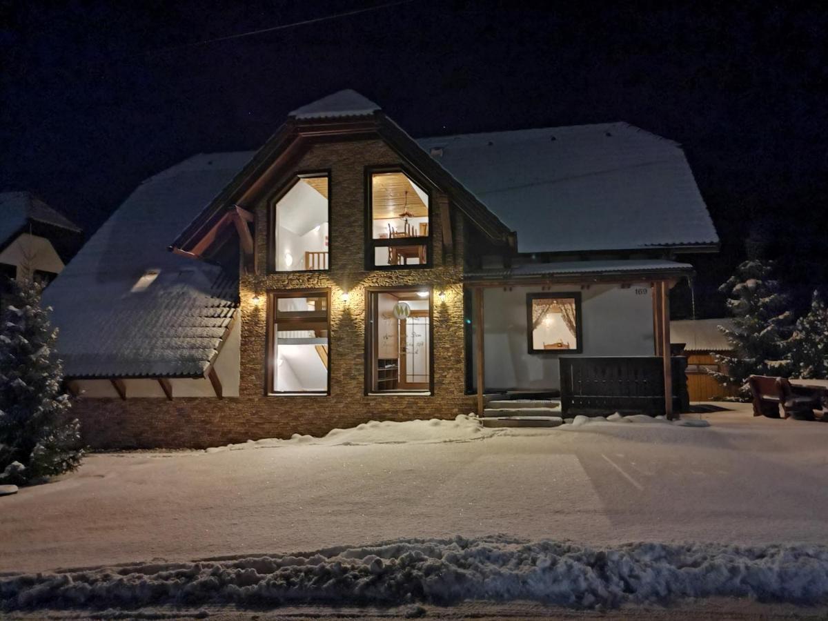 Apartmanovy Dom Vila Maros Pavčina Lehota Exteriör bild