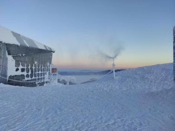 Apartmanovy Dom Vila Maros Pavčina Lehota Exteriör bild