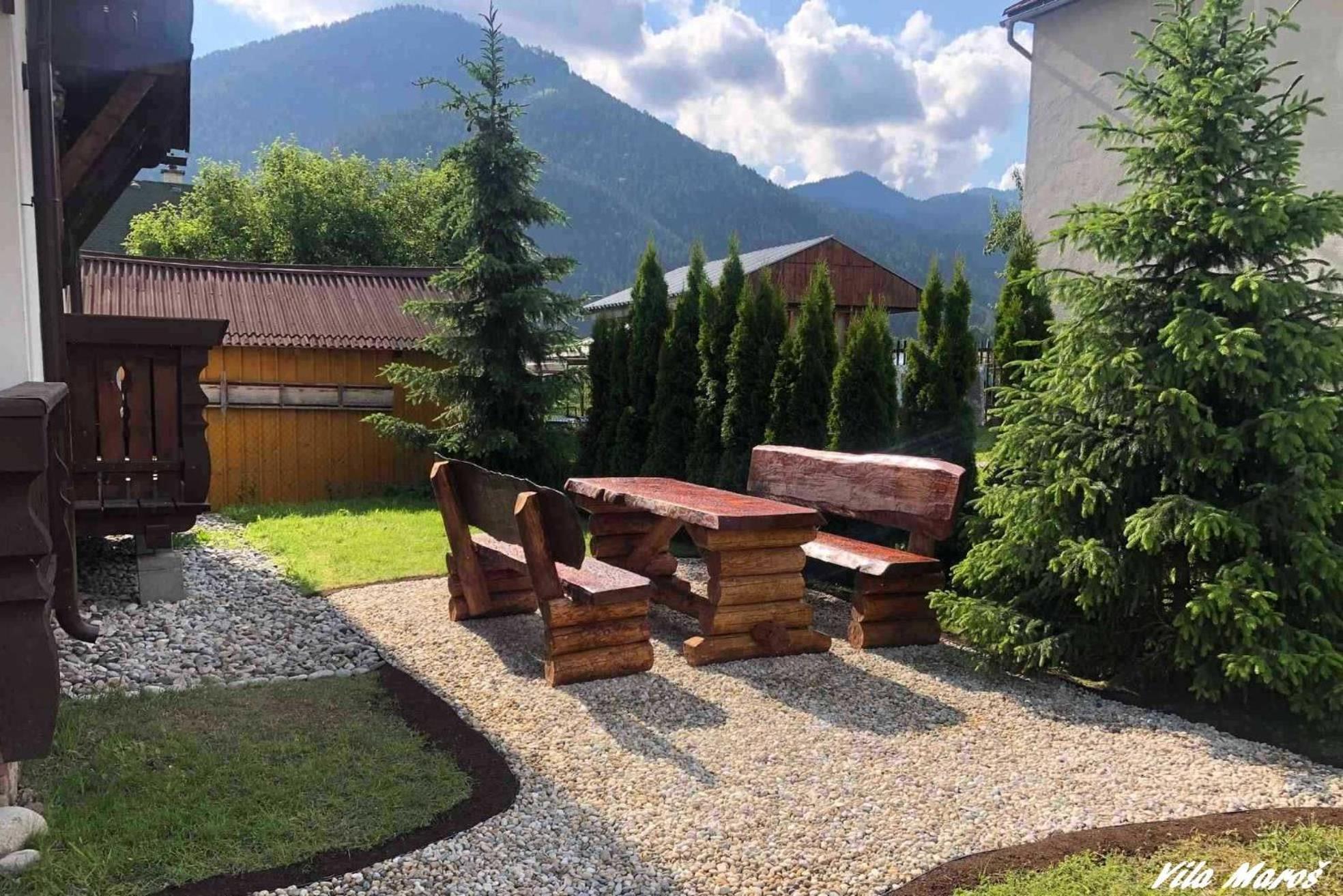 Apartmanovy Dom Vila Maros Pavčina Lehota Exteriör bild